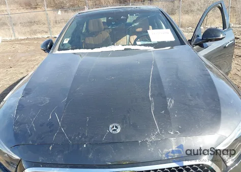 2024 Mercedes-Benz E 450 4Matic z USA, uszkodzony, nr VIN W1KLF6BB6RA064585